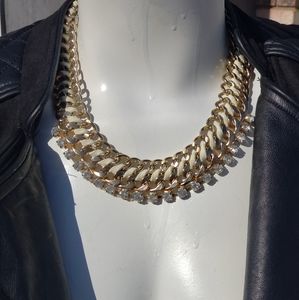 🌺 Gold necklace with white CZ